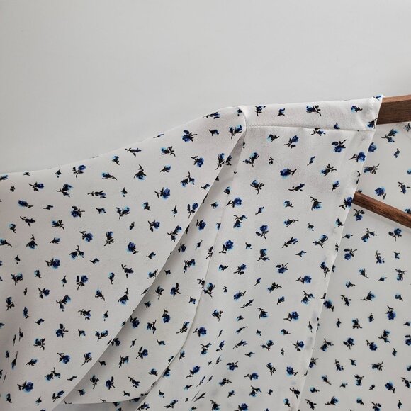 Windsor Sheer Tie Front Blouse M White Blue Floral Crop Top Boho Festival - Picture 8 of 14